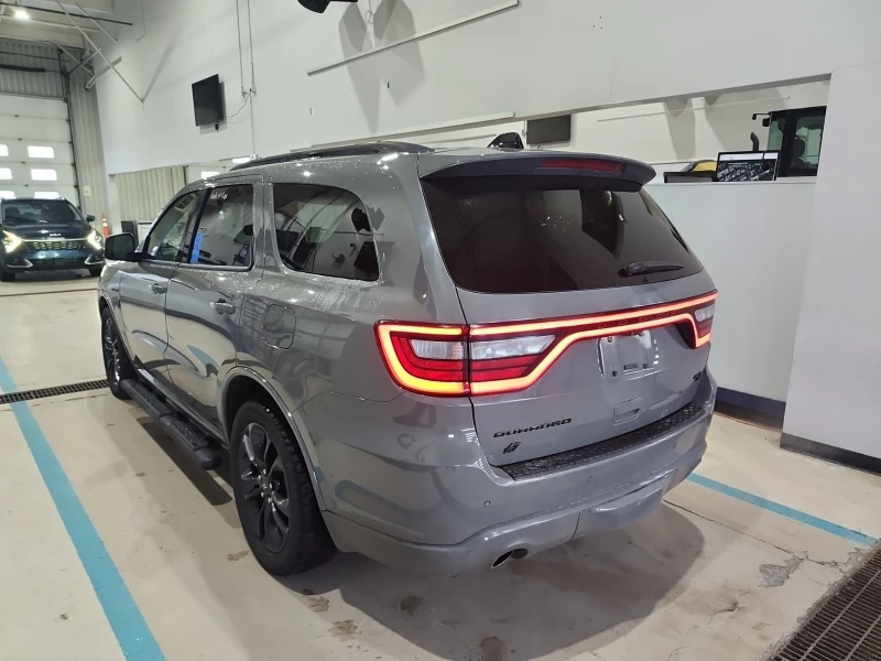 Dodge Durango R/T PLUS * Carfax * ОПЦИЯ ЗА ФИНАНСИРАНЕ * , снимка 3 - Автомобили и джипове - 53121593