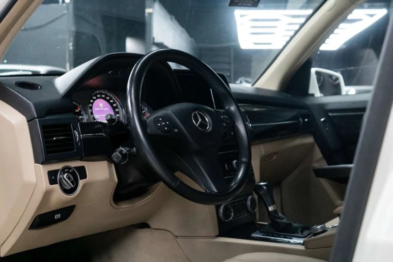 Mercedes-Benz GLK * GLK350 4 MATIC * CARFAX * ЦЕНА ДО БГ, снимка 12 - Автомобили и джипове - 53233483