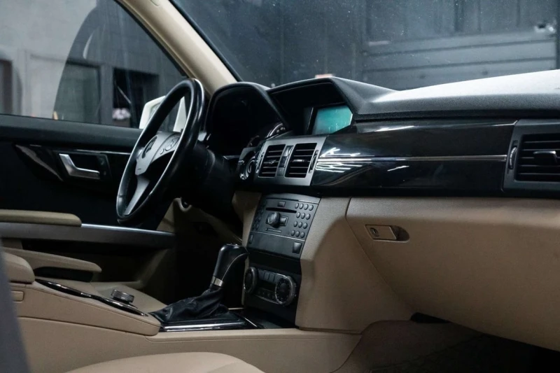 Mercedes-Benz GLK * GLK350 4 MATIC * CARFAX * ЦЕНА ДО БГ, снимка 10 - Автомобили и джипове - 53233483