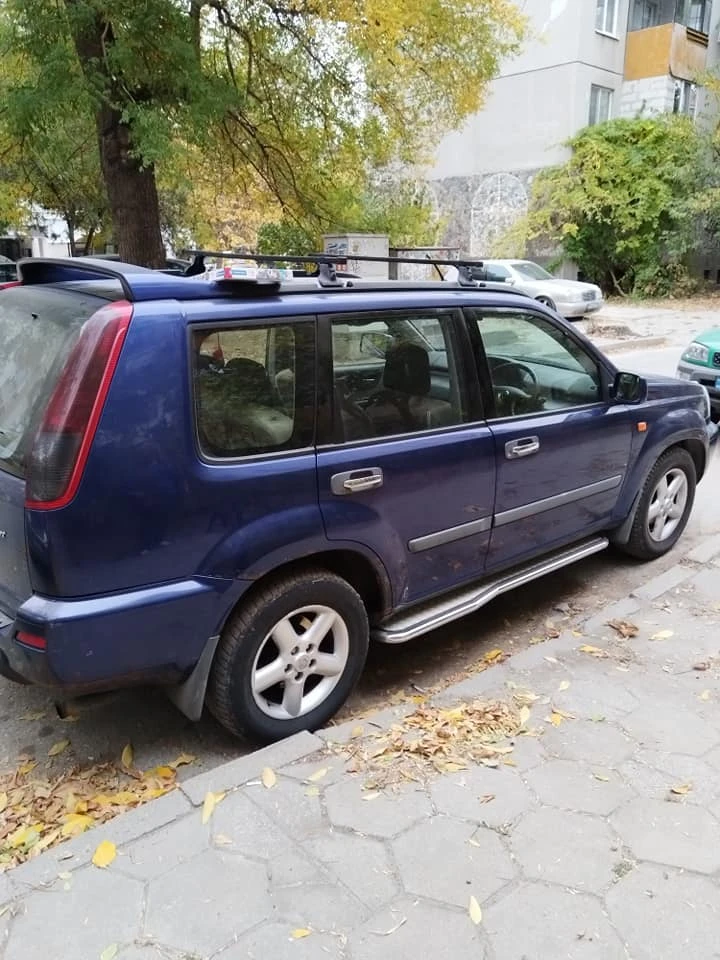 Nissan X-trail 2.2 DI/Теглич/Степенки/Релси/, снимка 2 - Автомобили и джипове - 43316342