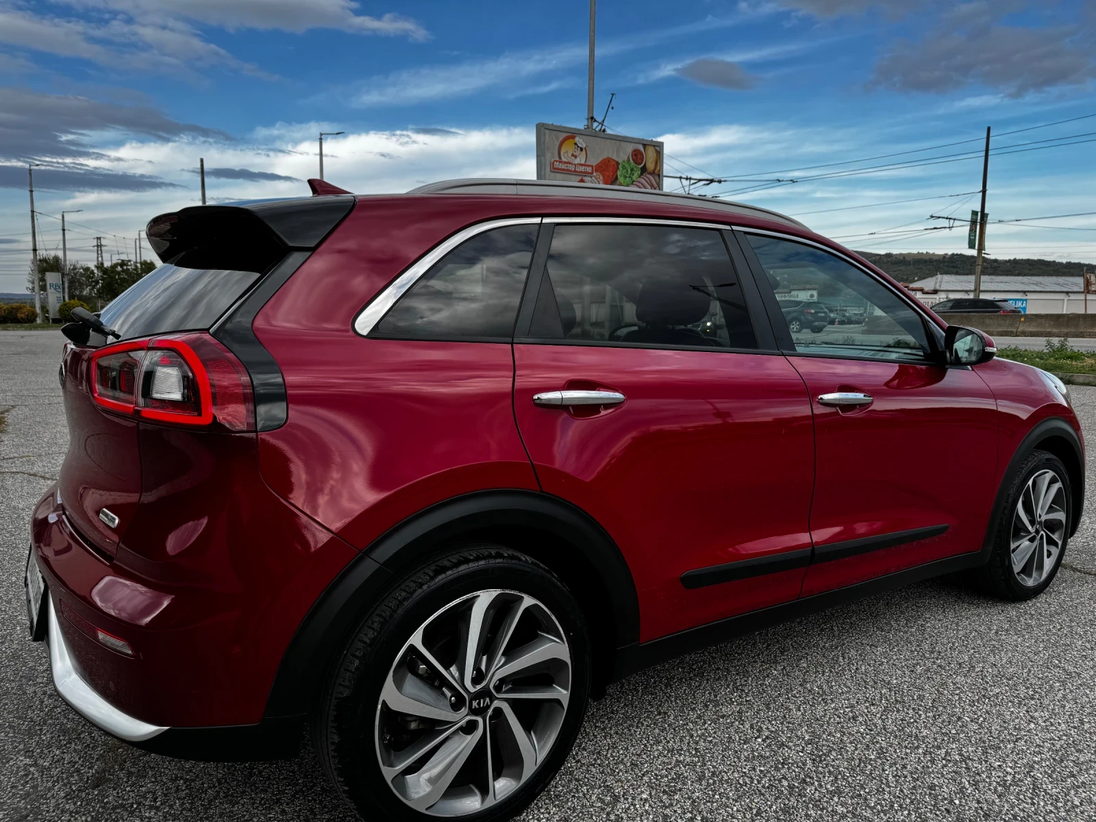 Kia Niro 1.6HYBRID/ИТАЛИЯ - изображение 4