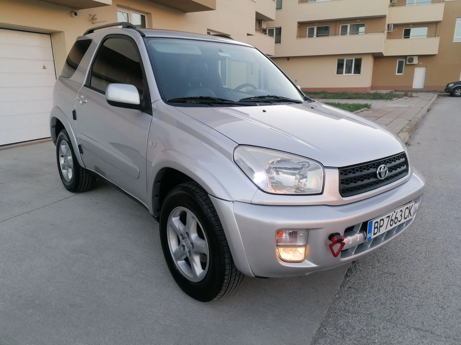 Toyota Rav4 2.0i 4x4 - изображение 6