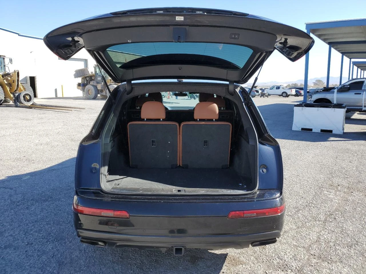 Audi Q7 PRESTIGE * Хедъп* Дистроник* Подгрев* Обдух - изображение 6