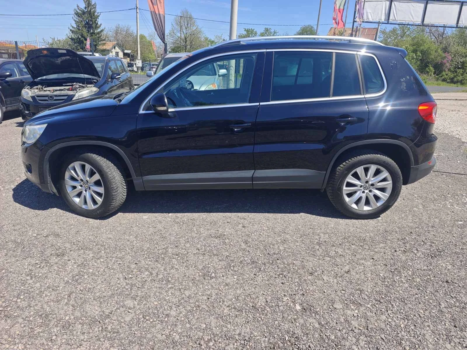 VW Tiguan 2.0TDI/140KC, снимка 3 - Автомобили и джипове - 54333477