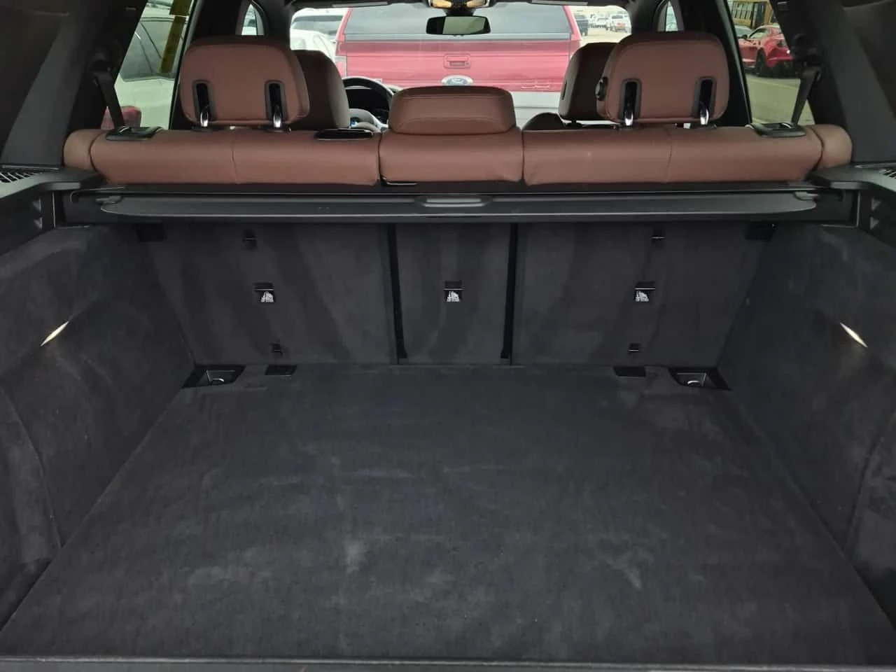 BMW X5 * xDrive40i * ПОДГРЕВИ * 360 * PANO * CARFAX, снимка 14 - Автомобили и джипове - 54383930