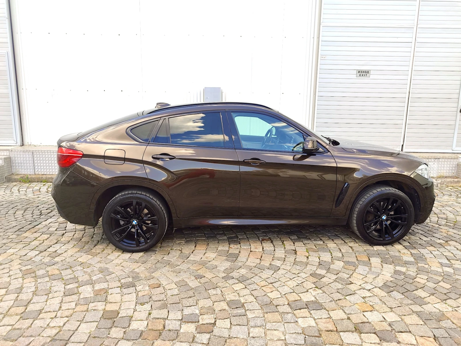 BMW X6 INDIVIDUAL , снимка 9 - Автомобили и джипове - 54703287