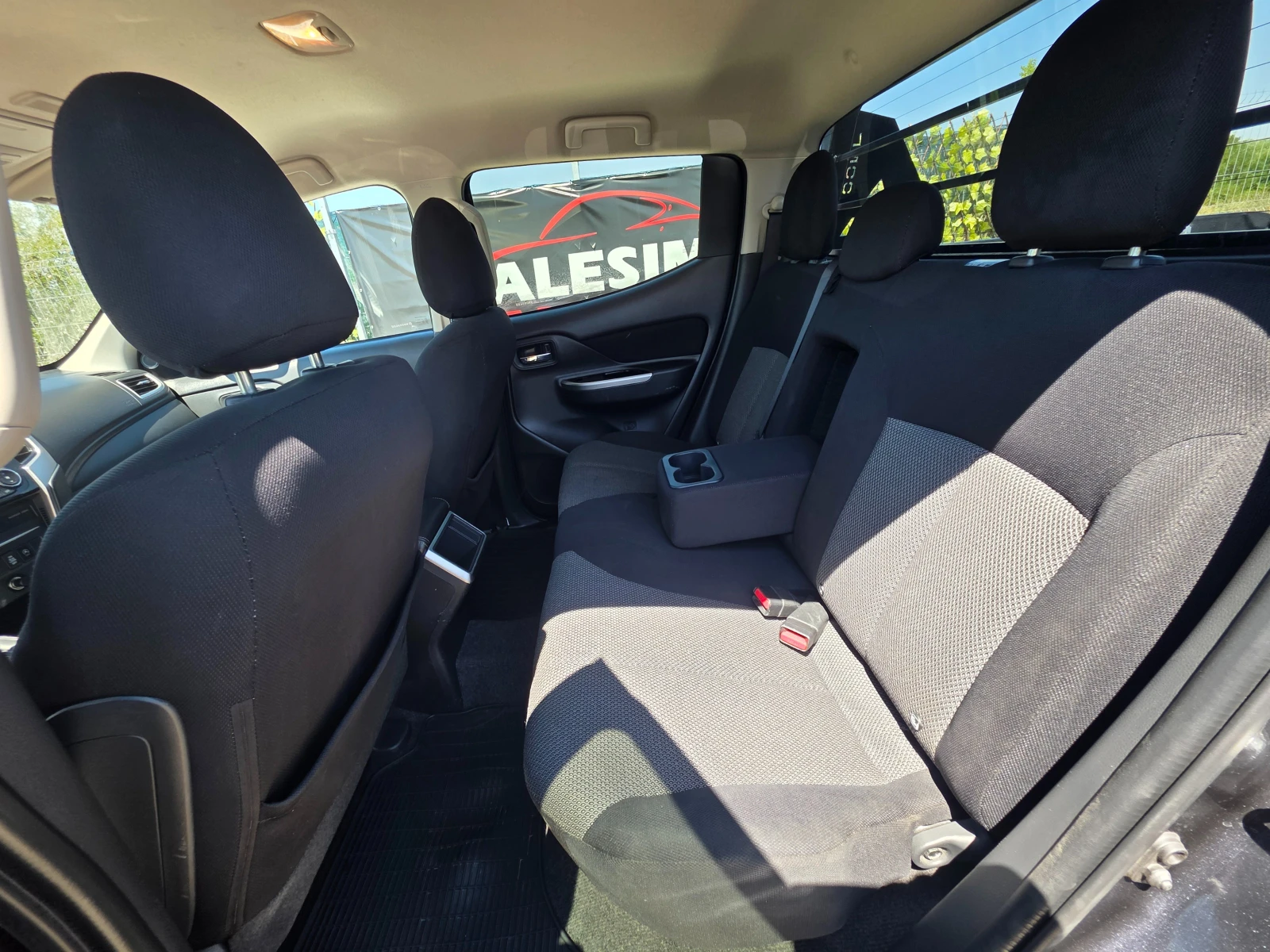 Mitsubishi L200 V-Double Cab- 2.3d-4WD-Automatic-facelift, снимка 13 - Автомобили и джипове - 55689277