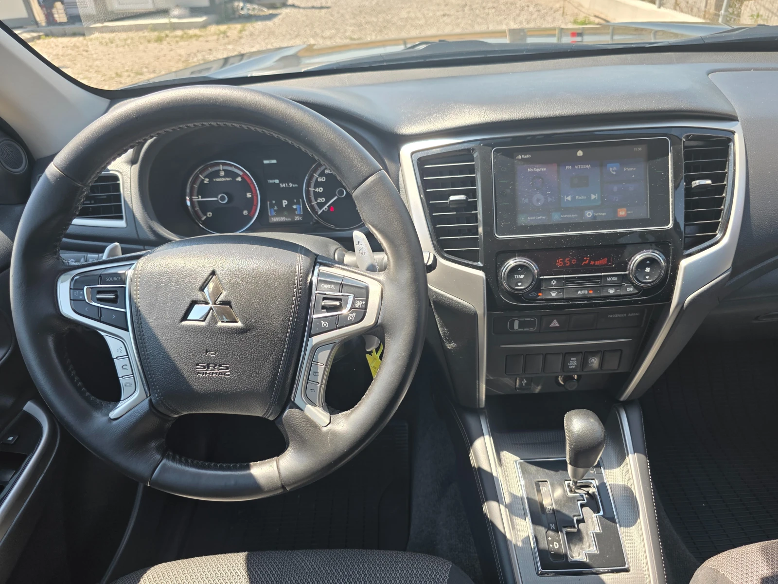 Mitsubishi L200 V-Double Cab- 2.3d-4WD-Automatic-facelift, снимка 9 - Автомобили и джипове - 55689277