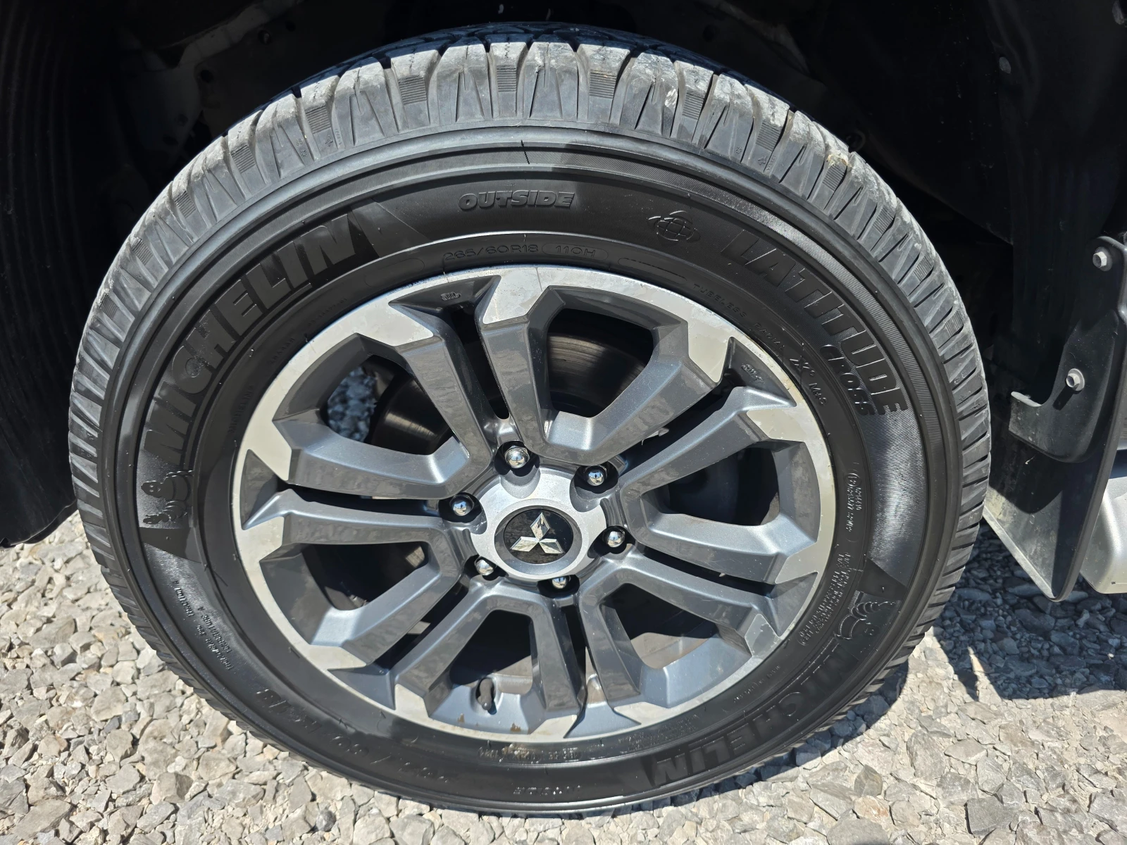 Mitsubishi L200 V-Double Cab- 2.3d-4WD-Automatic-facelift, снимка 17 - Автомобили и джипове - 55689277