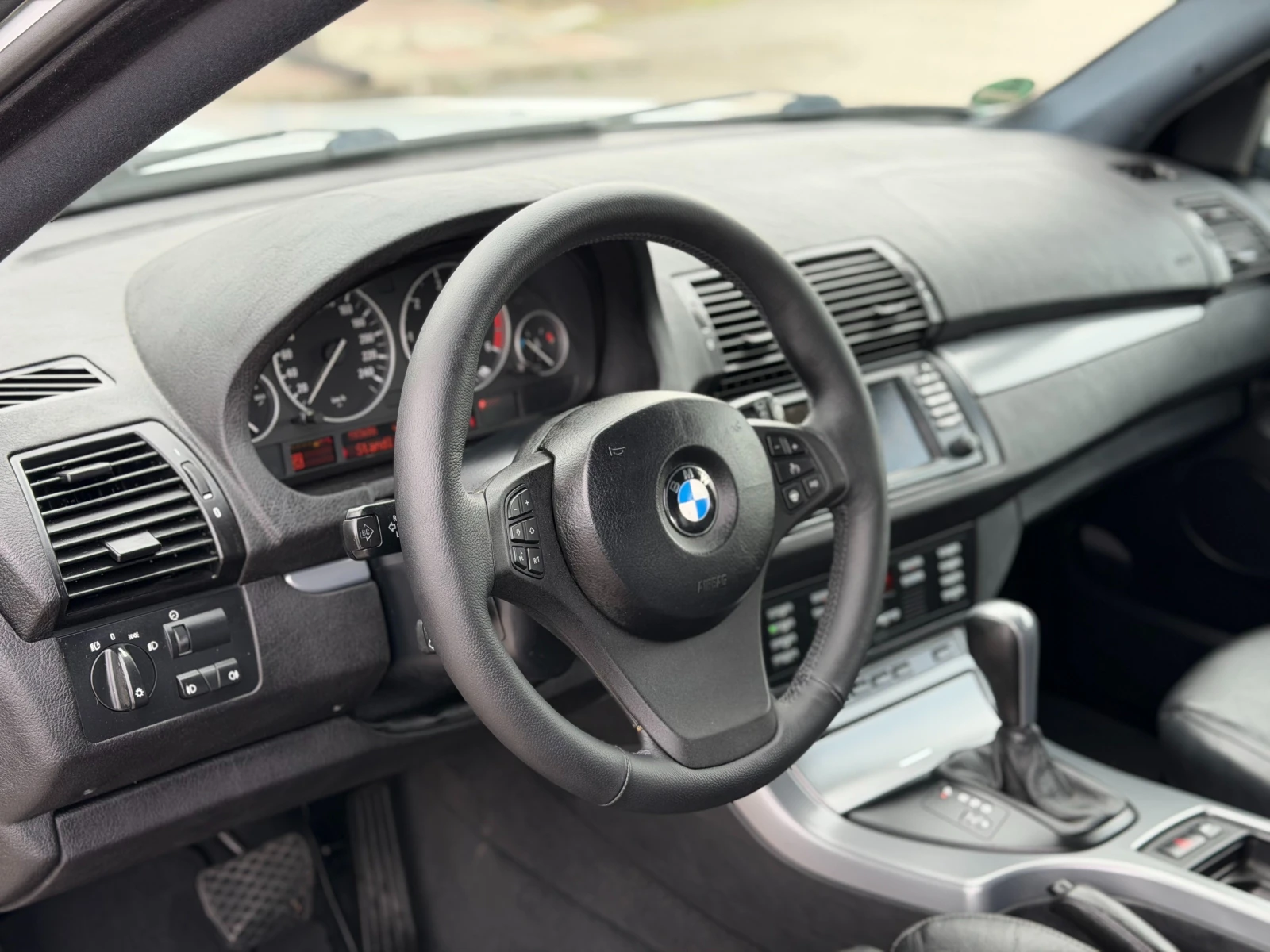 BMW X5 3.0D Facelift Edition, снимка 15 - Автомобили и джипове - 56527741
