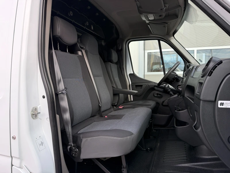 Renault Master 2.3 DCI, снимка 13 - Бусове и автобуси - 52323619