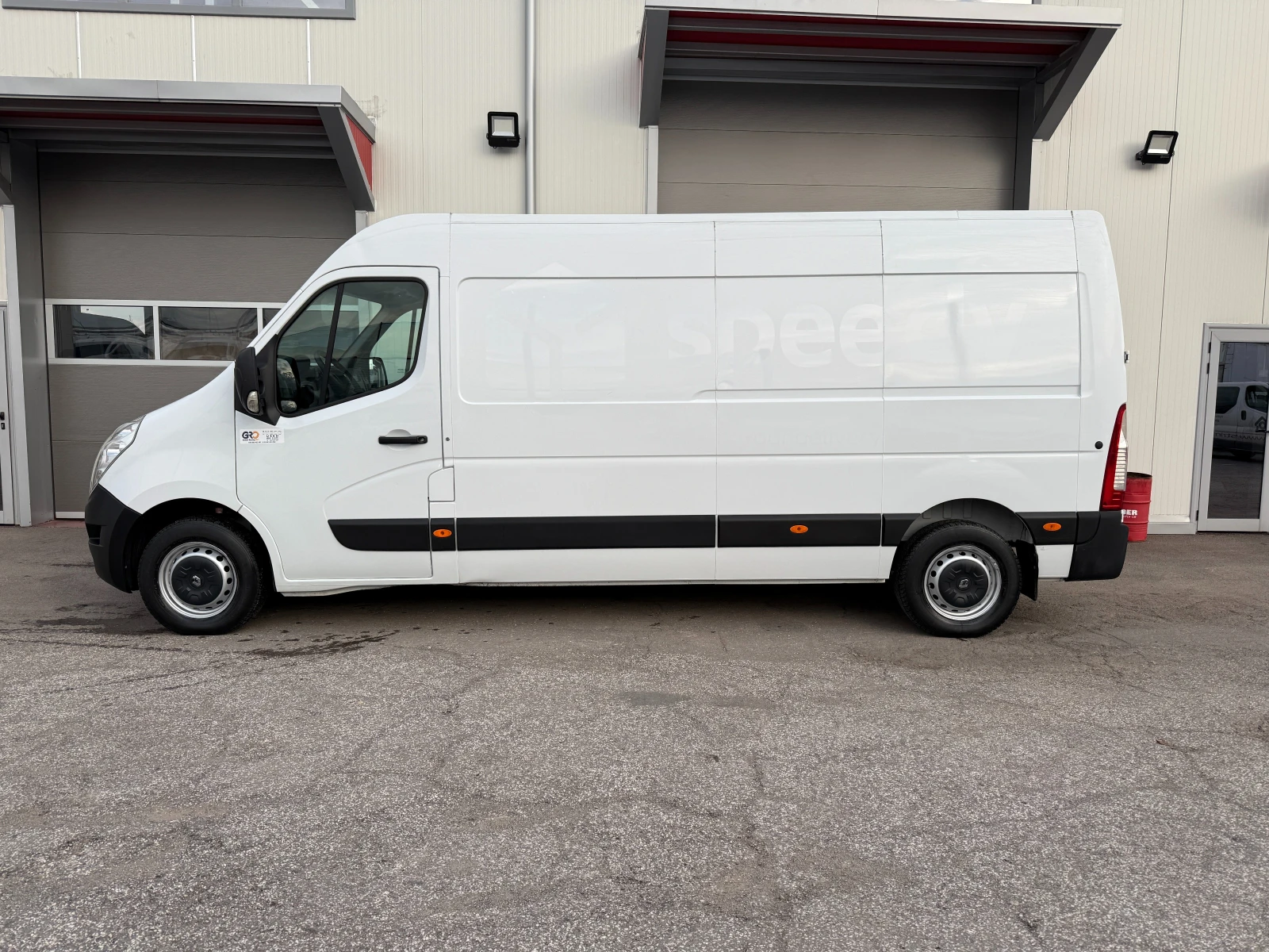 Renault Master 2.3 DCI - изображение 2
