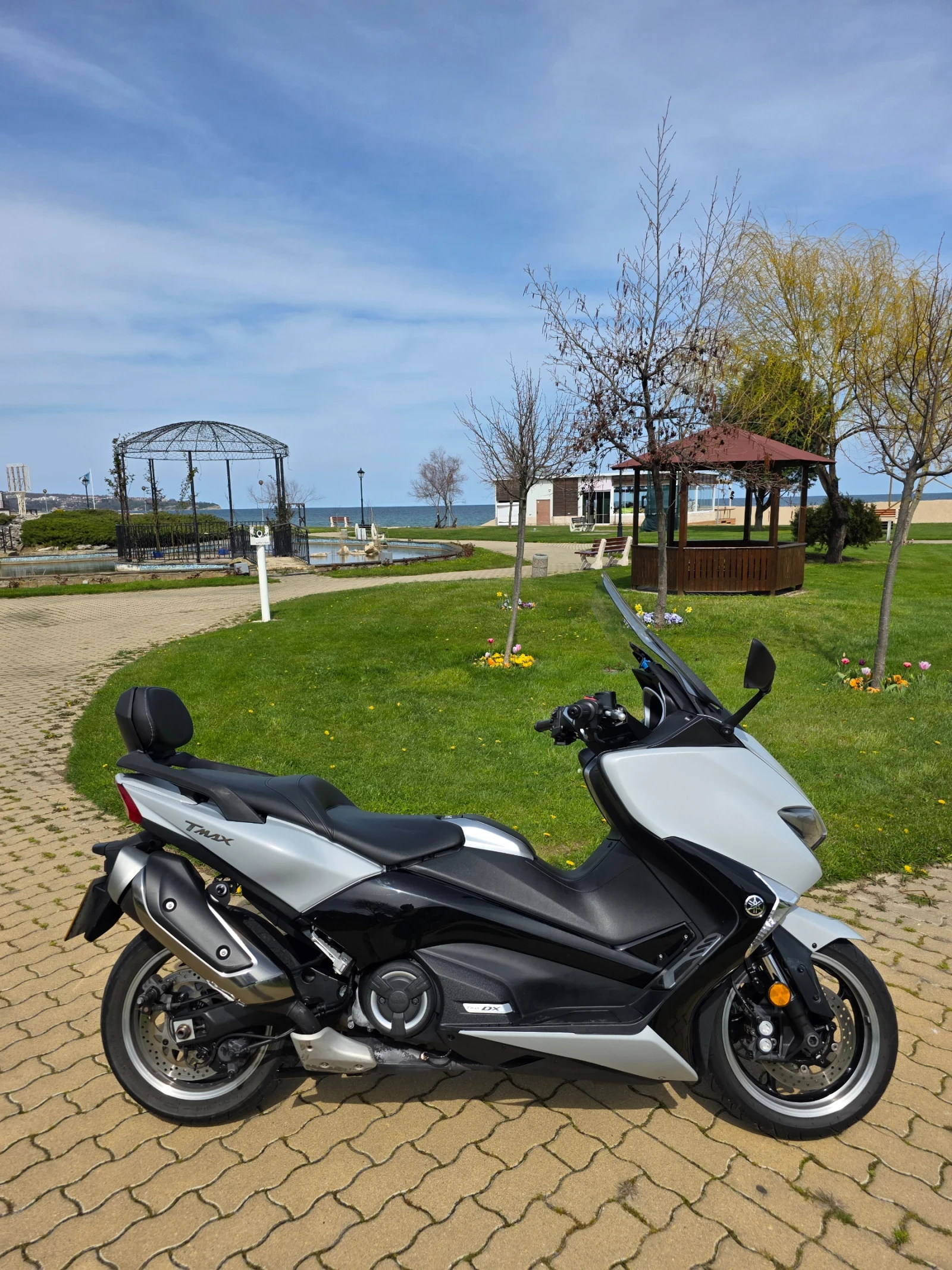 Yamaha T-max DX, снимка 2 - Мотоциклети и мототехника - 54239781