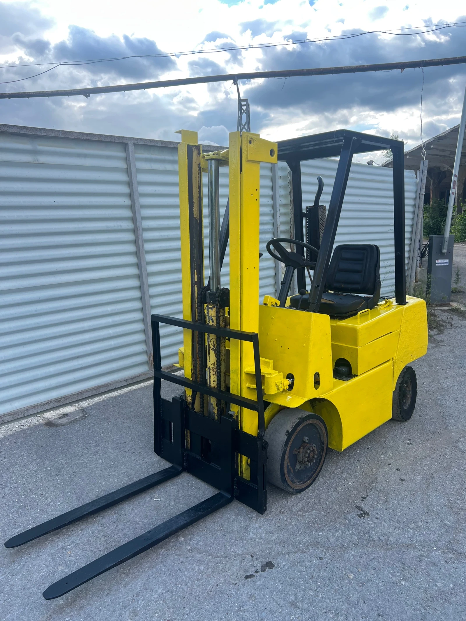 ������� BT ����� ������� 3 ��������� | Mobile.bg � ����������� 6