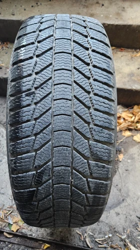Гуми с джанти 255/45R20, снимка 5