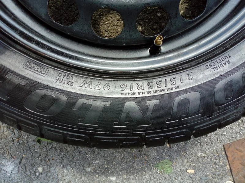 Гуми Летни 215/55R16, снимка 5 - Гуми и джанти - 29859139