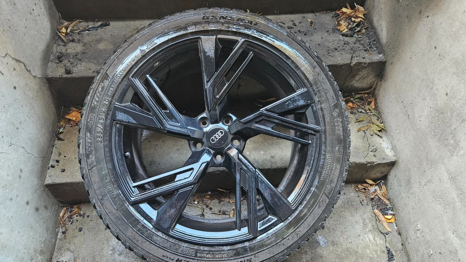 Гуми с джанти 255/45R20, снимка 7 - Гуми и джанти - 56621640