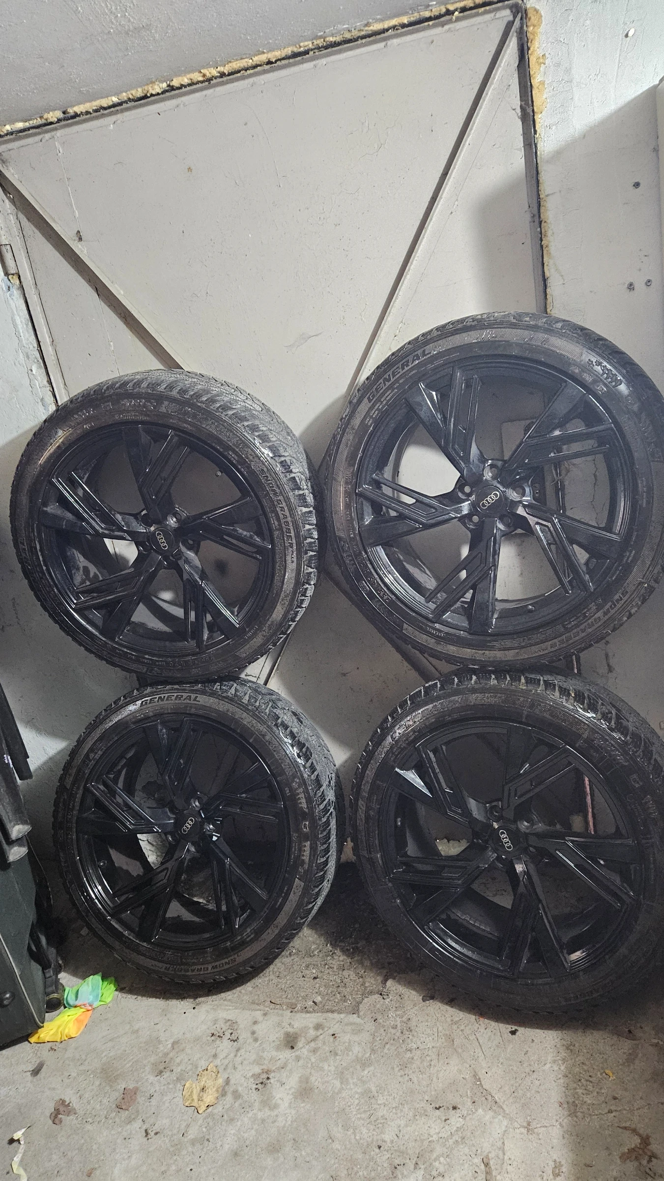 Гуми с джанти 255/45R20