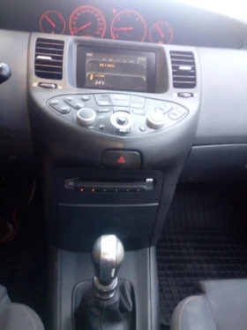 Nissan Primera, снимка 9