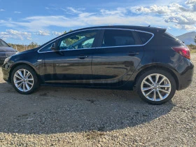 Opel Astra 2.0tdci full, снимка 2