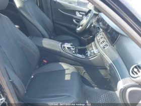 Mercedes-Benz E 300 4MATIC CARFAX АВТО КРЕДИТ - 24900 лв. - 82258707 11