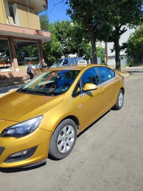 Обява за продажба на Opel Astra 1.6i ~14 800 лв. - изображение 1