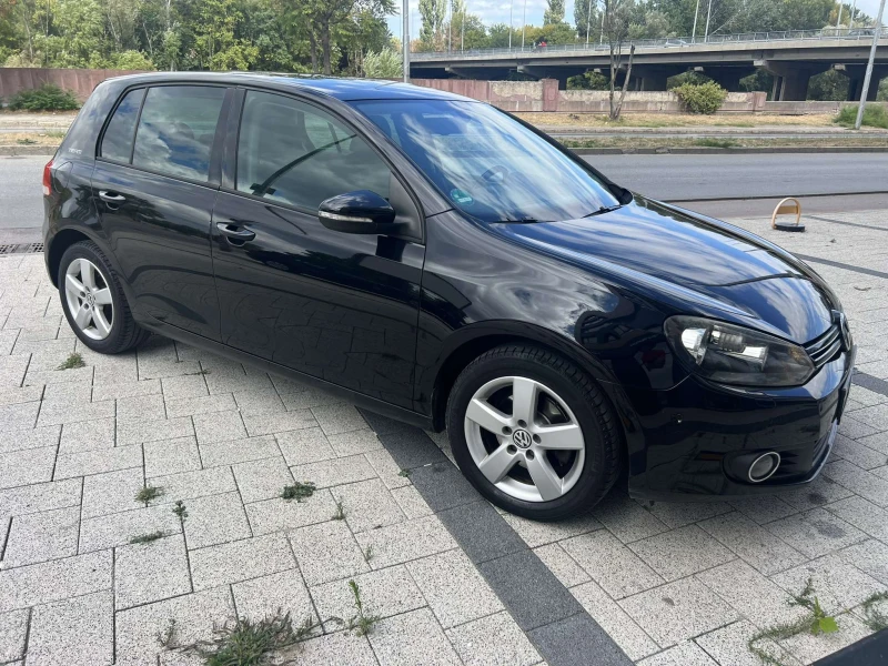 VW Golf 1.6 TDI, снимка 3 - Автомобили и джипове - 47601828