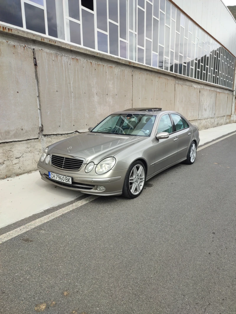 Mercedes-Benz E 500, снимка 12 - Автомобили и джипове - 47302845