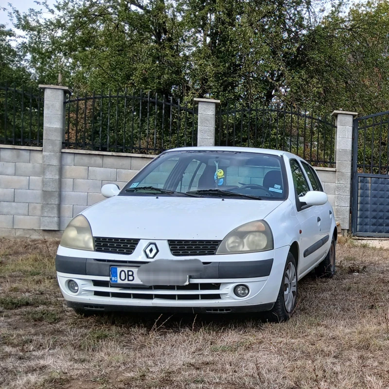 Renault Clio, снимка 1 - Автомобили и джипове - 48492160