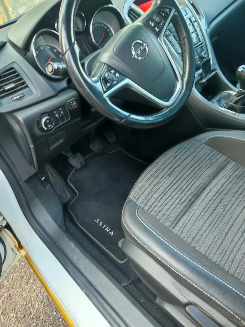 Opel Astra 1.6i реални 135000км, снимка 7 - Автомобили и джипове - 52368789