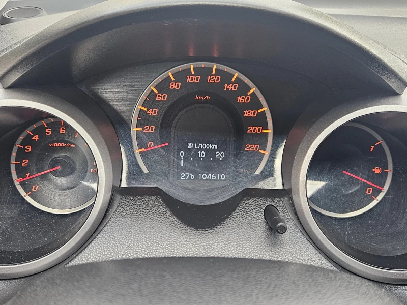 Honda Jazz 1.4i (100 Hp), снимка 12 - Автомобили и джипове - 51487829