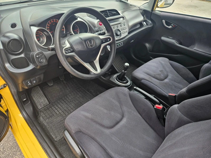 Honda Jazz 1.4i (100 Hp), снимка 9 - Автомобили и джипове - 51487829