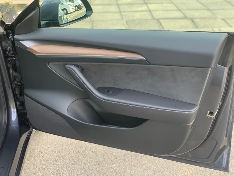 Tesla Model 3, снимка 14 - Автомобили и джипове - 51634862
