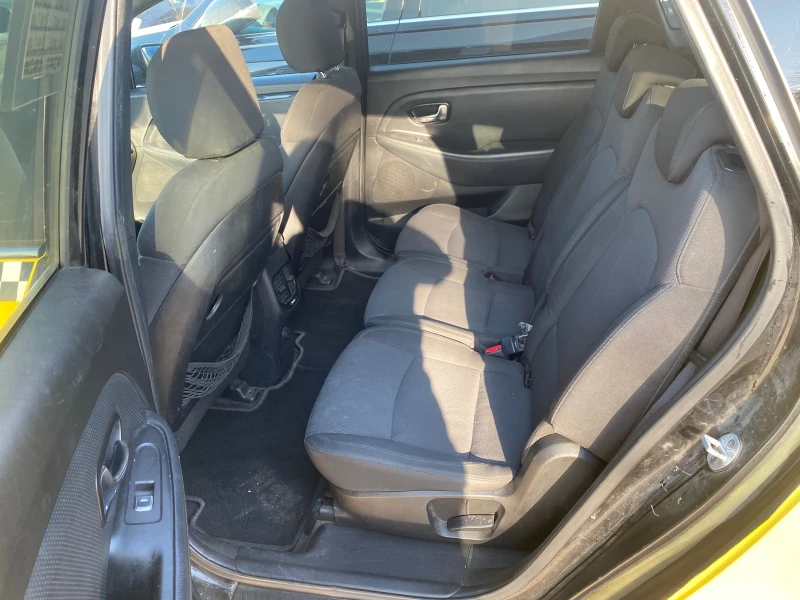 Kia Carens 1.7 crdi, снимка 9 - Автомобили и джипове - 52420008