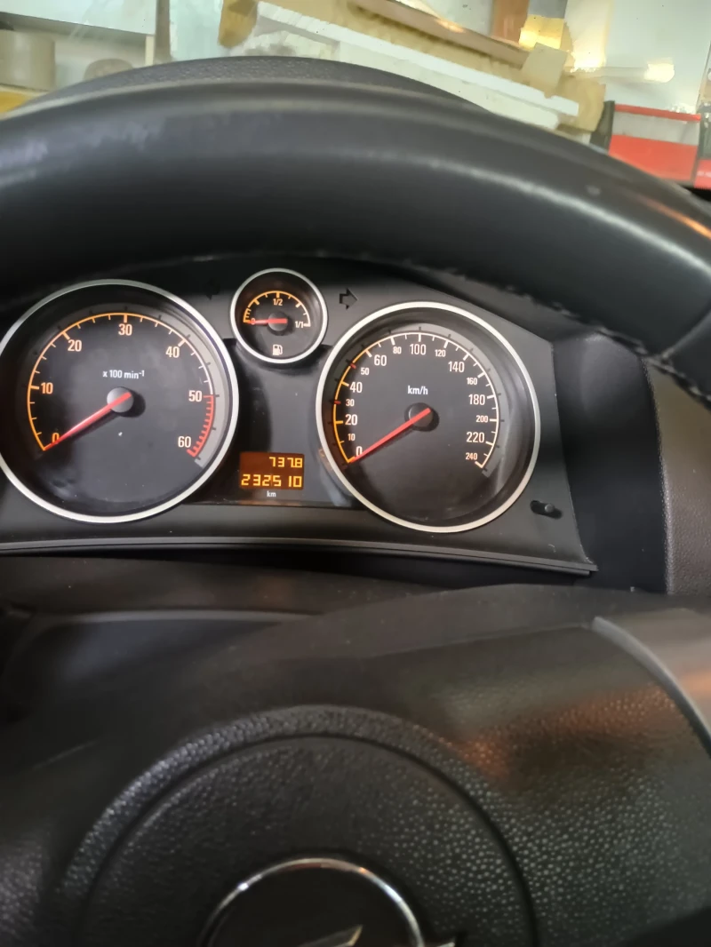 Opel Astra, снимка 4 - Автомобили и джипове - 52490790