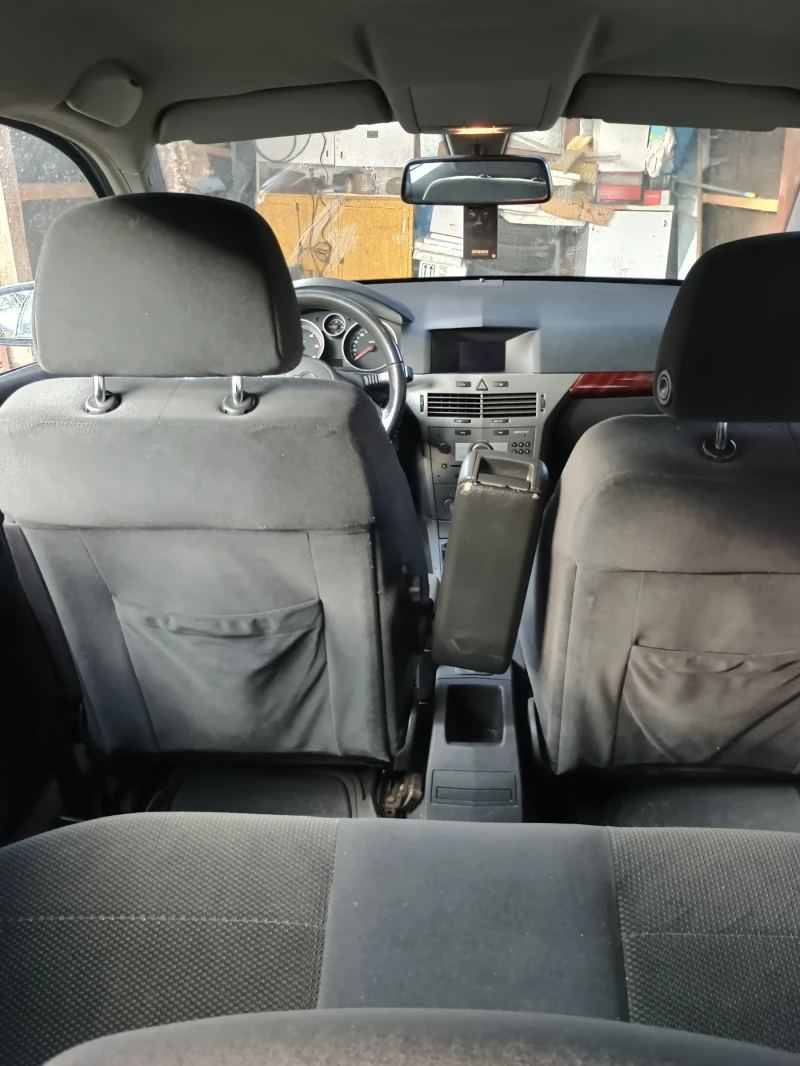 Opel Astra, снимка 12 - Автомобили и джипове - 52490790