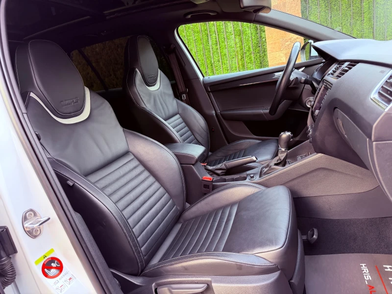 Skoda Octavia VRS Автоматик Внис Швейцария, снимка 10 - Автомобили и джипове - 52829972