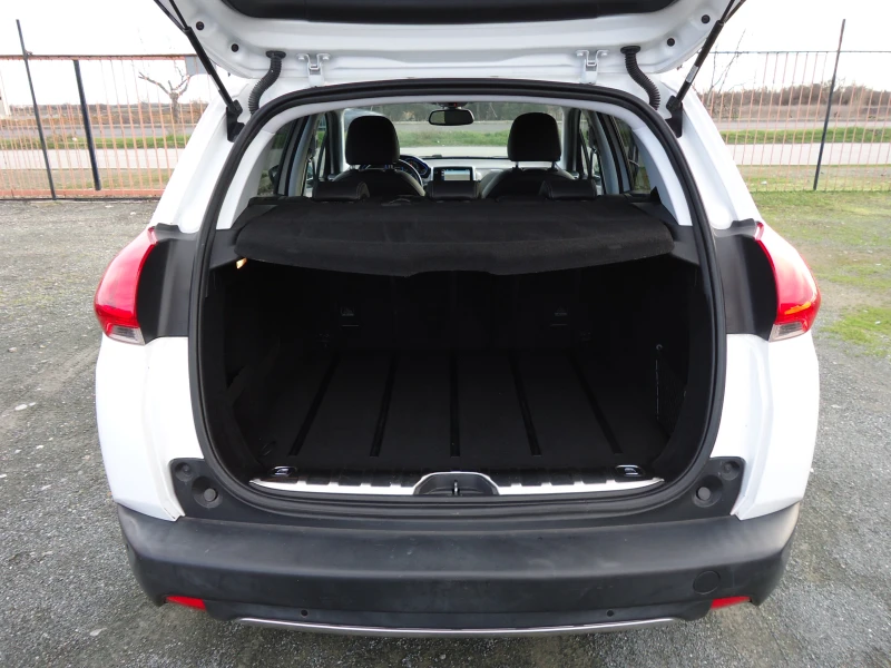 Peugeot 2008 1.6 E-HDI 92 к.с. Allure, снимка 8 - Автомобили и джипове - 53053868