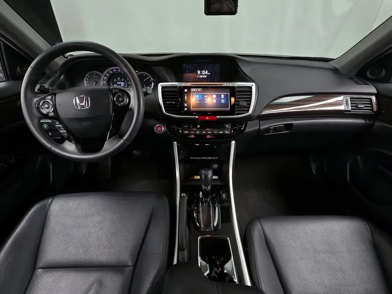 Honda Accord Accord 2.4 9Th Generation, снимка 7 - Автомобили и джипове - 54953758