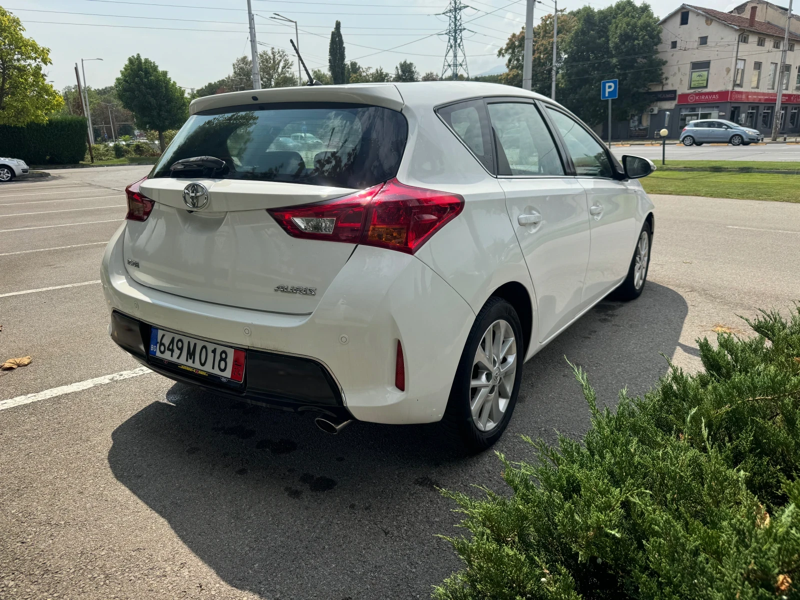 Toyota Auris 2.0 D4D - изображение 4