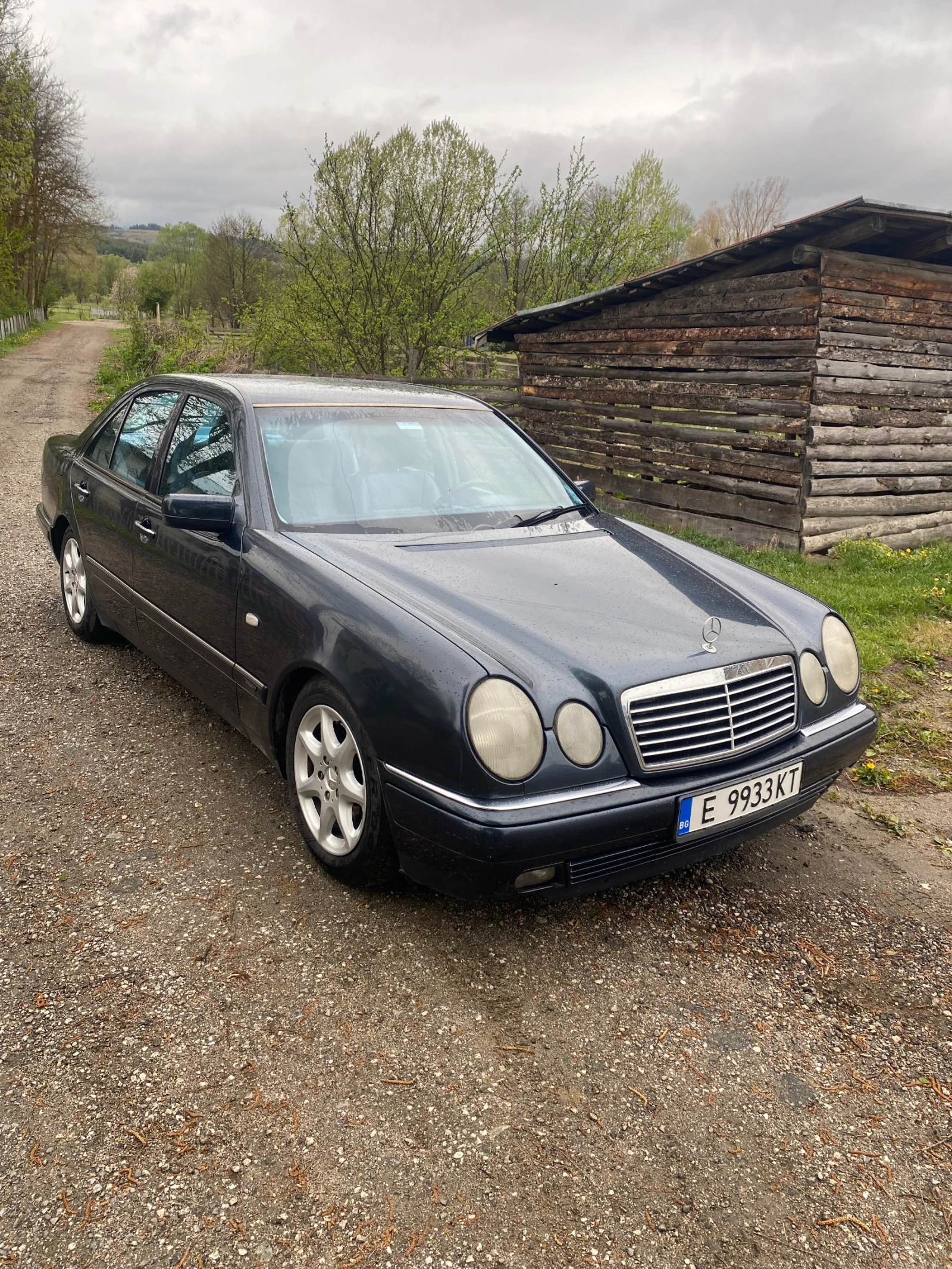 Mercedes-Benz E 200 Бензин-Газ - изображение 4