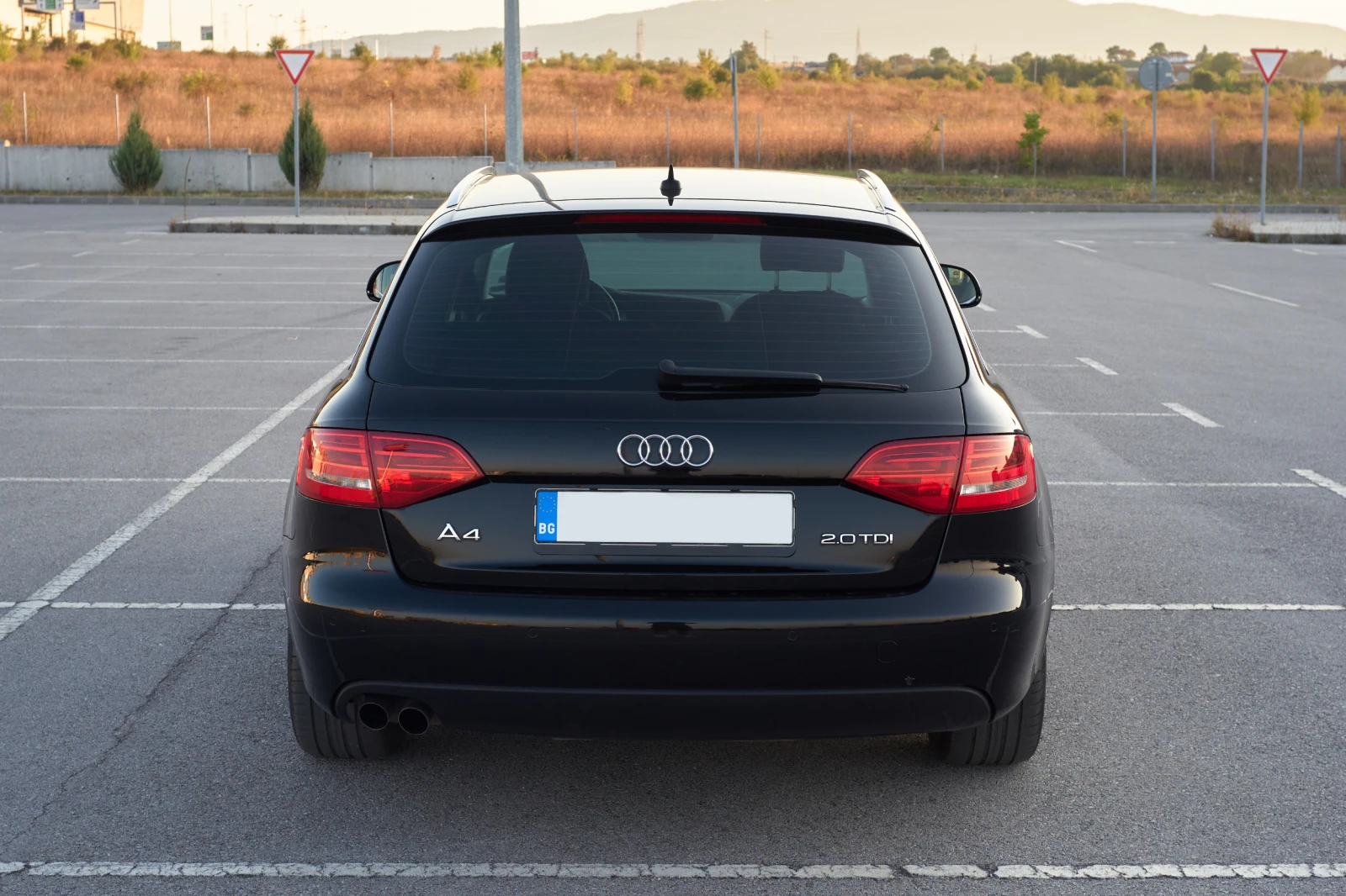 Audi A4 Avant 2.0TDI - изображение 4