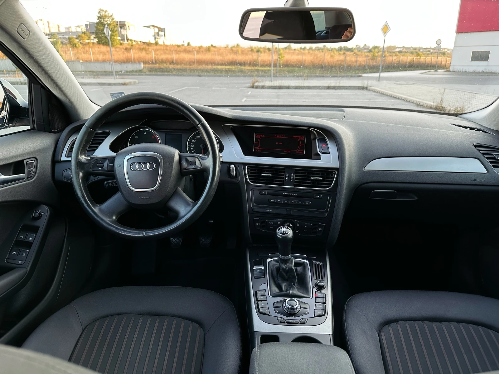 Audi A4 Avant 2.0TDI - изображение 9