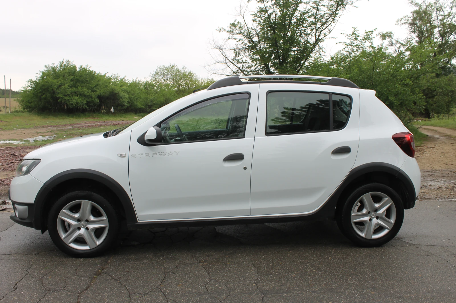 Dacia Sandero 210000км., ИТАЛИЯ, НОВ ВНОС - изображение 4