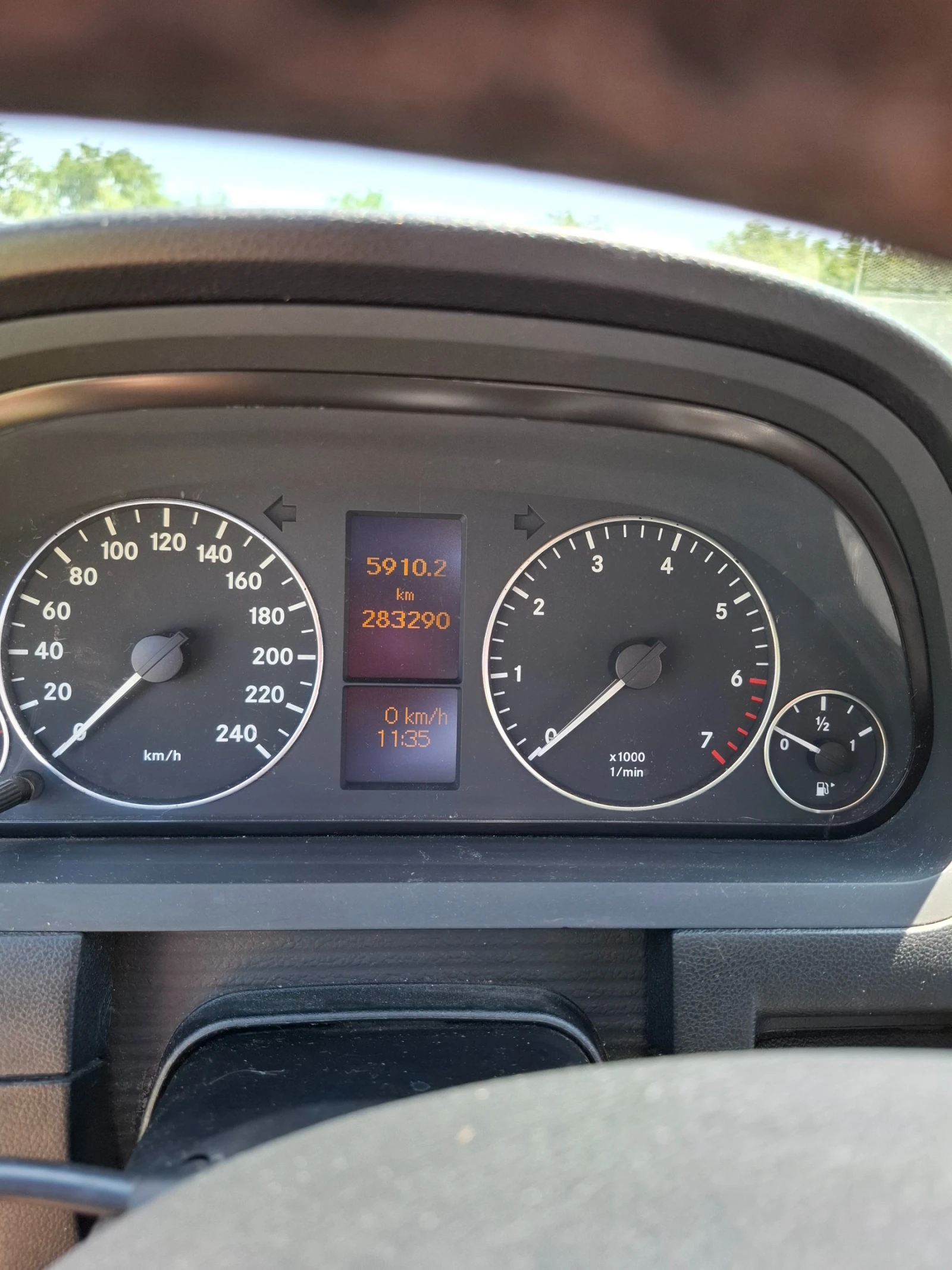 Mercedes-Benz A 200  - изображение 10