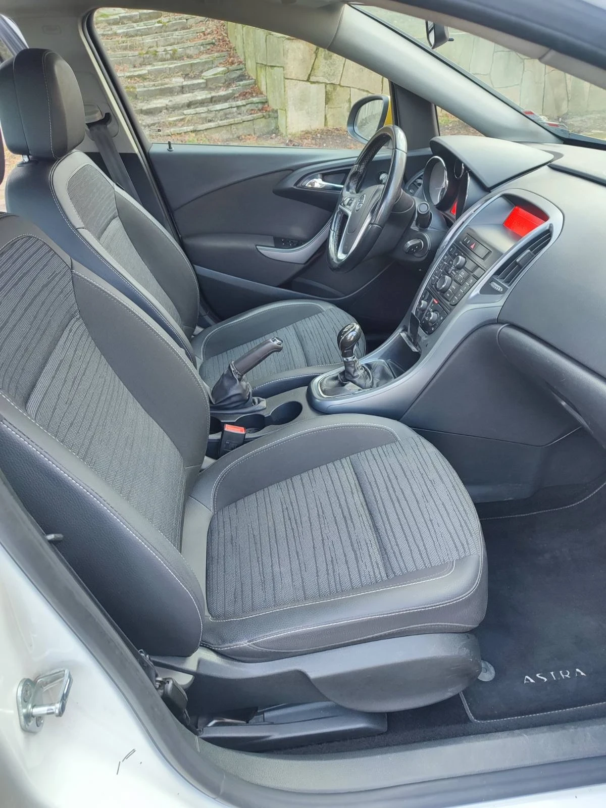 Opel Astra 1.6i - изображение 8