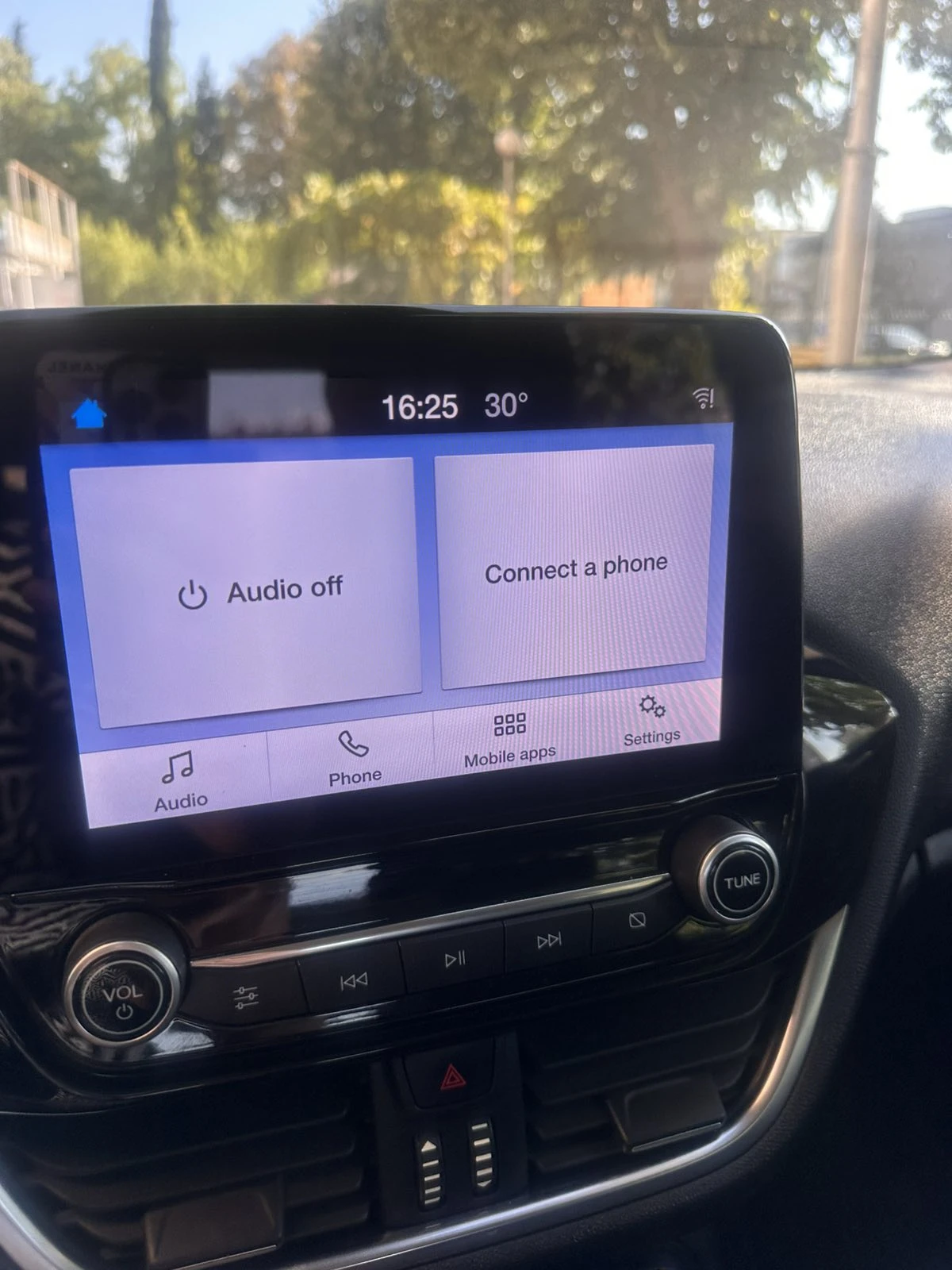 Ford Fiesta Business - изображение 9