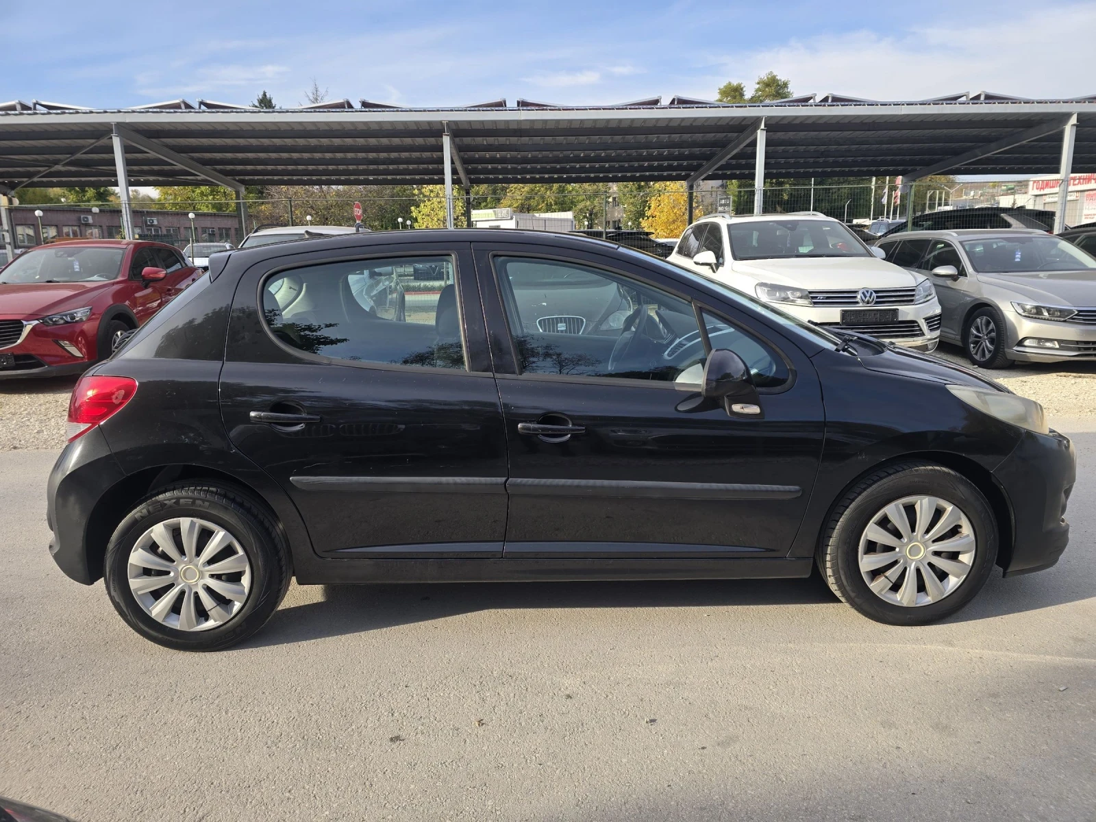 Peugeot 207 1.4 8v 73к.с X-line GPL - изображение 8