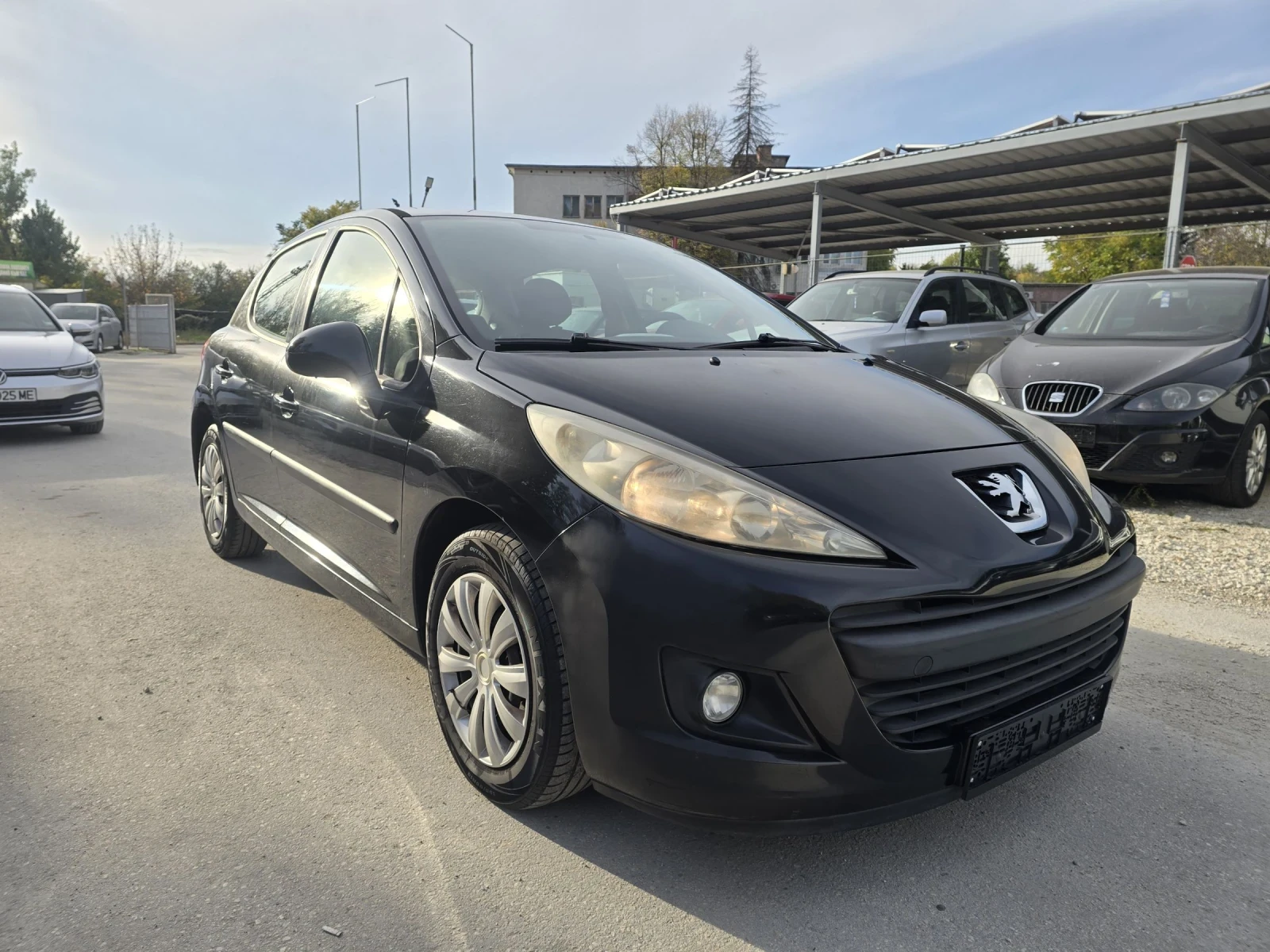 Peugeot 207 1.4 8v 73к.с X-line GPL - изображение 2
