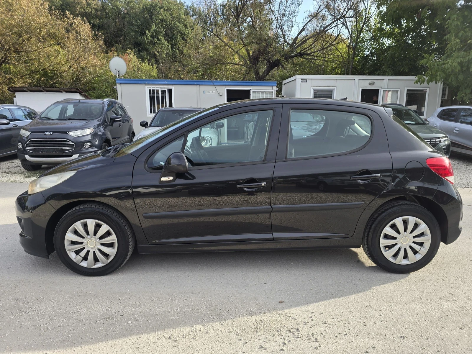 Peugeot 207 1.4 8v 73к.с X-line GPL - изображение 7